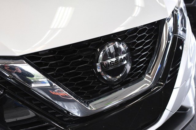 Used 2022 Nissan Rogue Sport SL AWD/4WD image 6