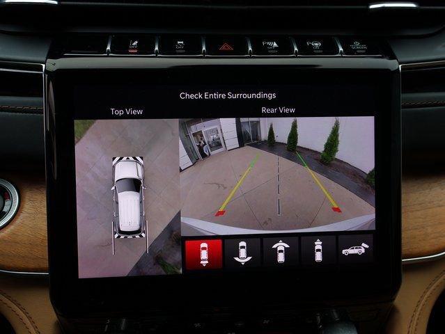 Used 2023 Jeep Grand Cherokee Summit image 27