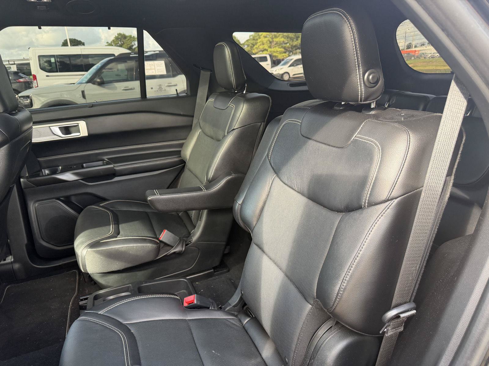 Certified 2020 Ford Explorer ST AWD/4WD image 13