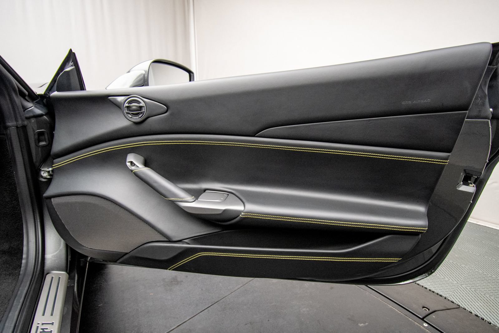 Used 2017 Ferrari 488 Spider RWD image 42