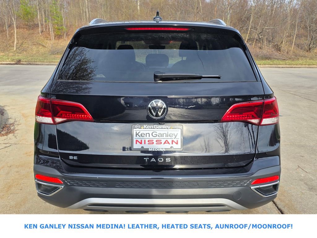 Used 2024 Volkswagen Taos SE image 4