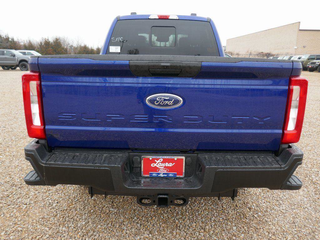 New 2026 Ford F250 XL w/ XL Off-Road Package image 4