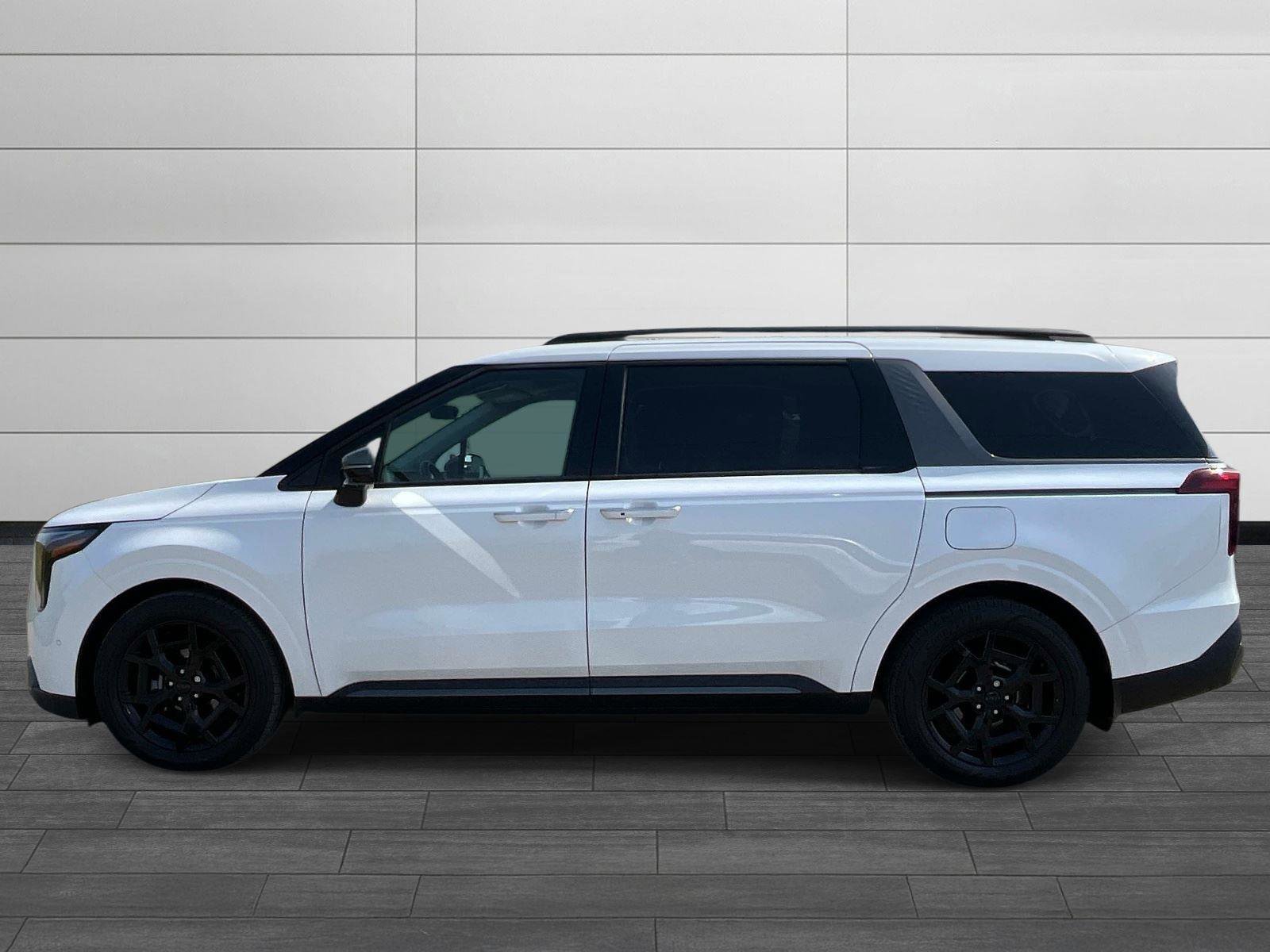 Used 2026 Kia Carnival SX Prestige image 5