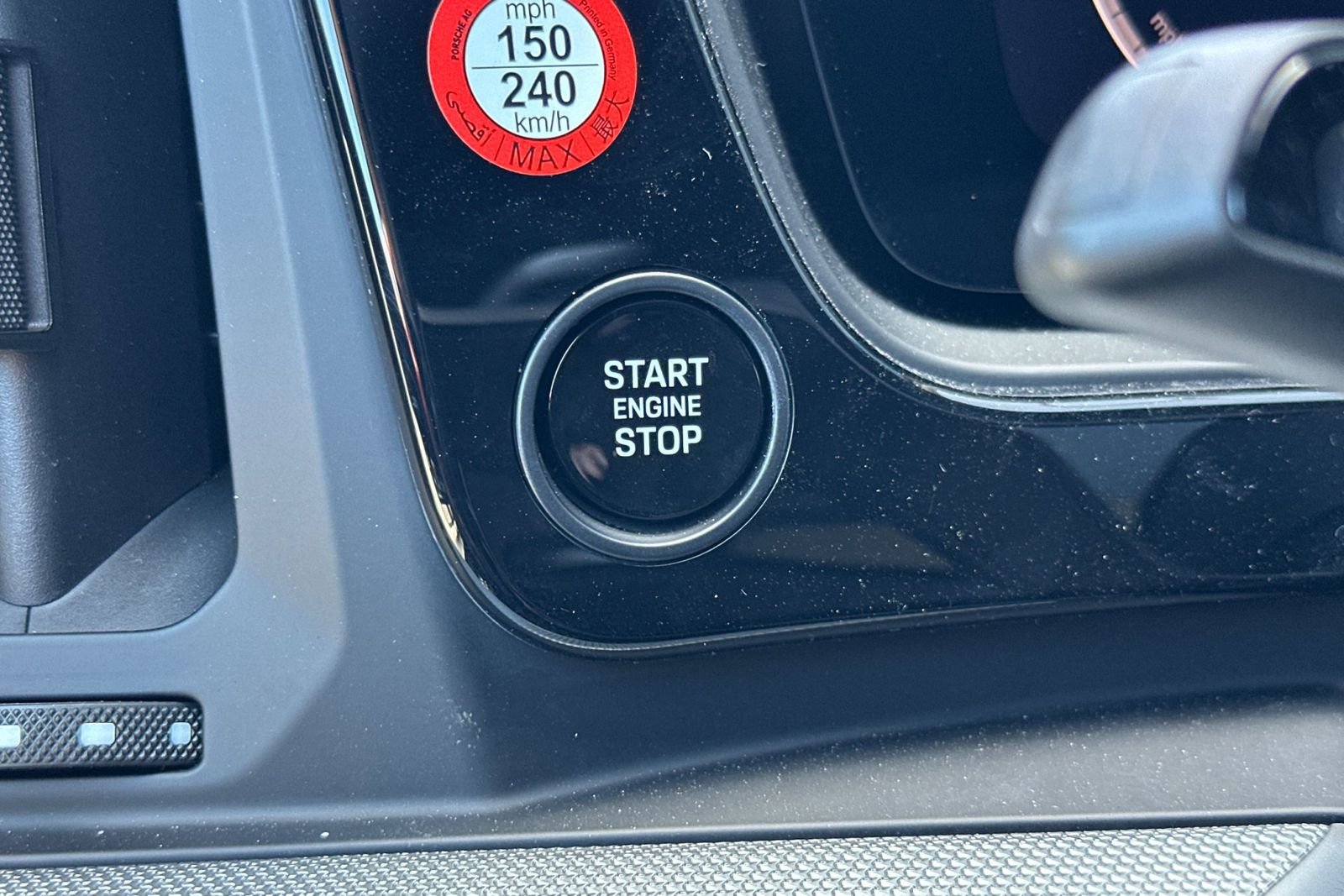 New 2025 Porsche Cayenne Coupe image 29