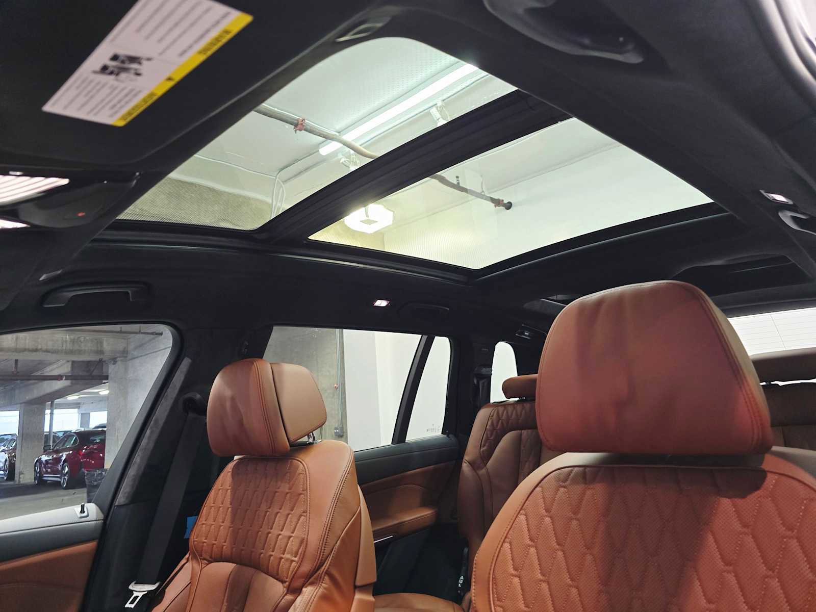 New 2026 BMW X7 M60i image 24