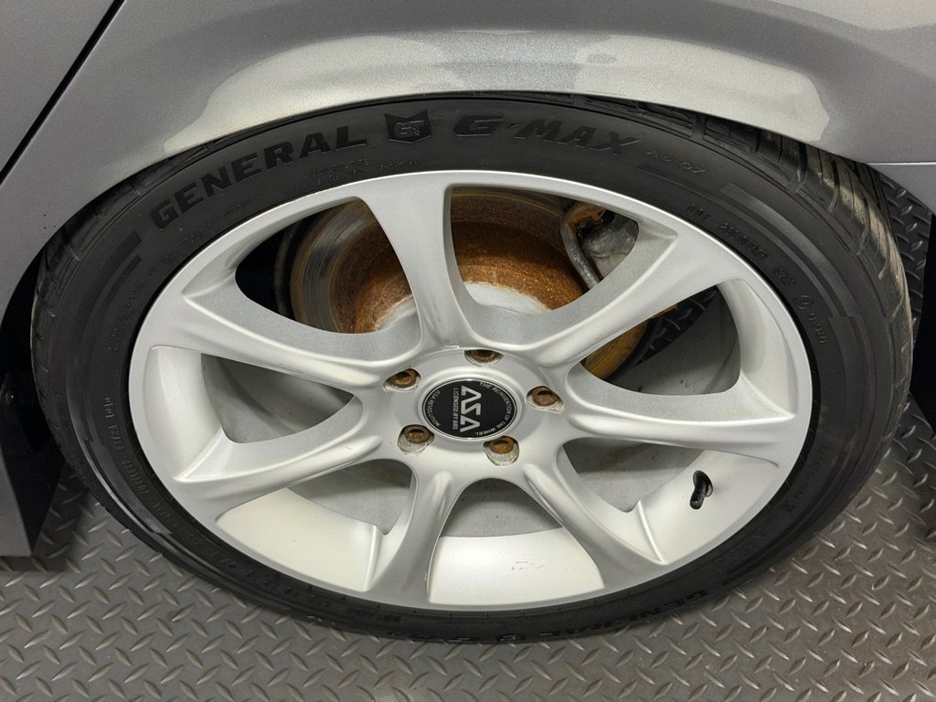 Used 2019 Nissan Sentra NISMO image 19