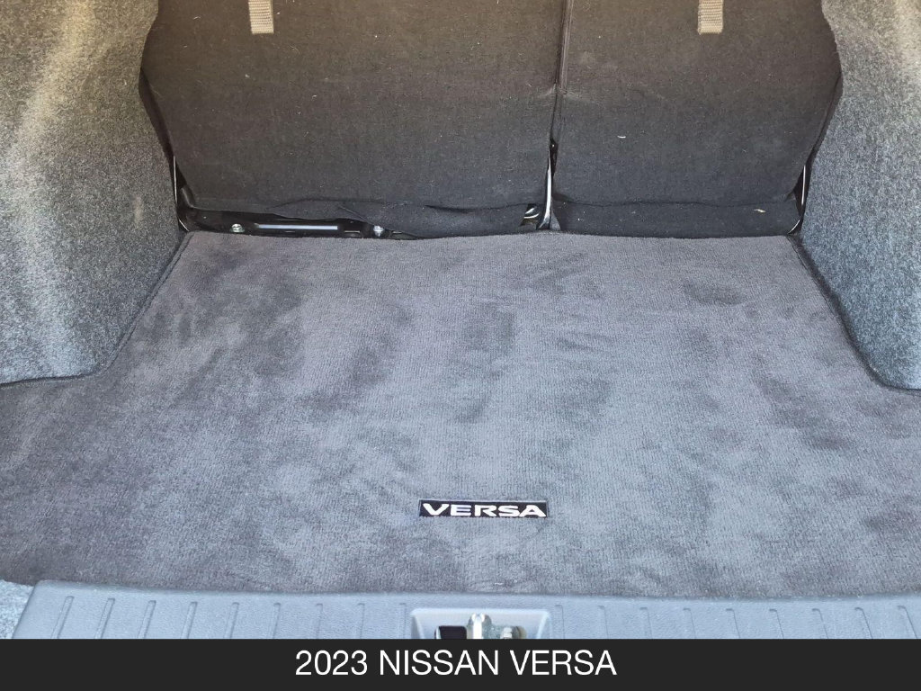Used 2023 Nissan Versa SV w/ Electronics Package FWD image 23