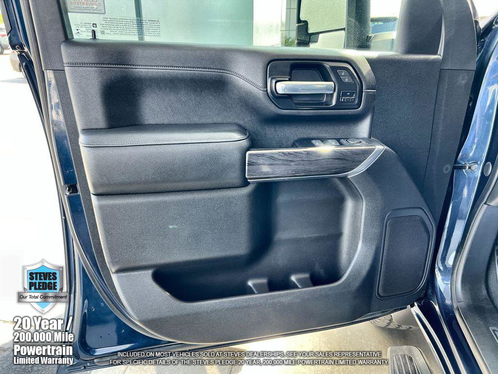 Certified 2022 Chevrolet Silverado 2500 LTZ w/ LTZ Convenience Package AWD/4WD image 25