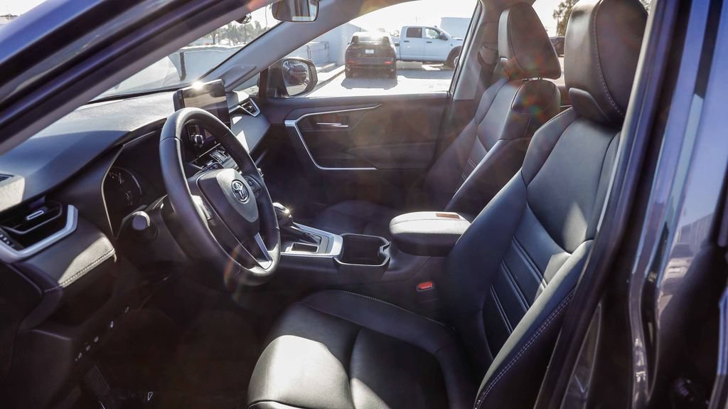 Used 2023 Toyota RAV4 XLE Premium FWD image 22