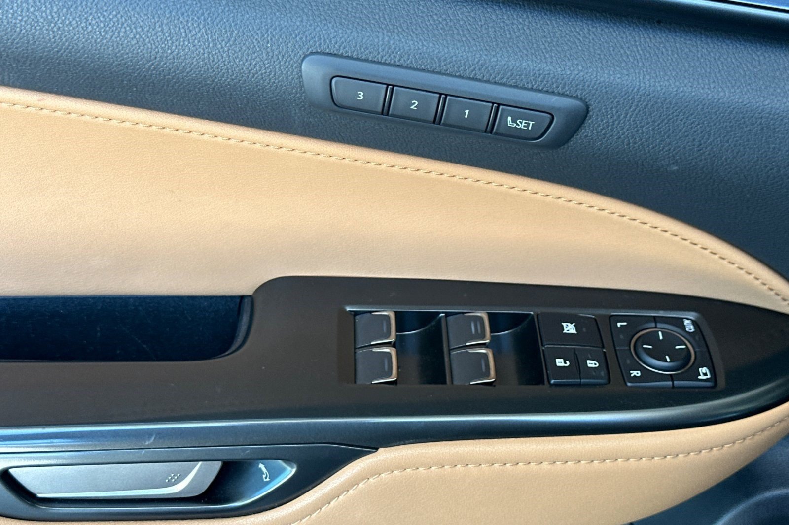 Certified 2024 Lexus NX 350h AWD image 15