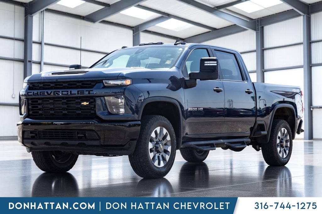 Used 2022 Chevrolet Silverado 2500 Custom w/ Custom Value Package AWD/4WD image 1