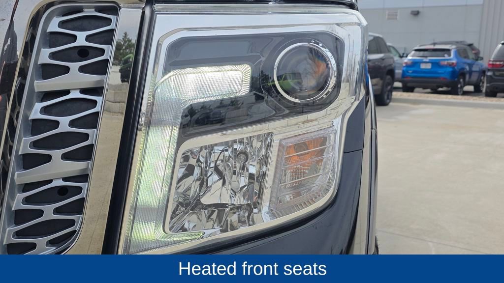 Used 2019 Nissan Titan Platinum Reserve image 11