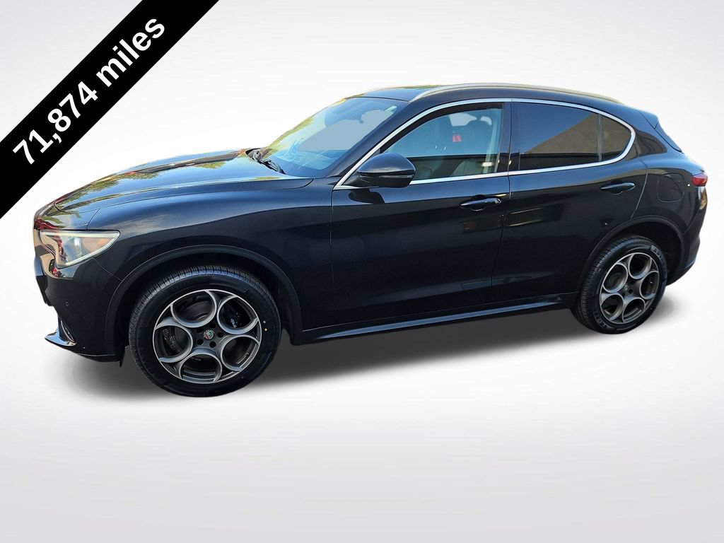 Used 2018 Alfa Romeo Stelvio Ti AWD/4WD image 3