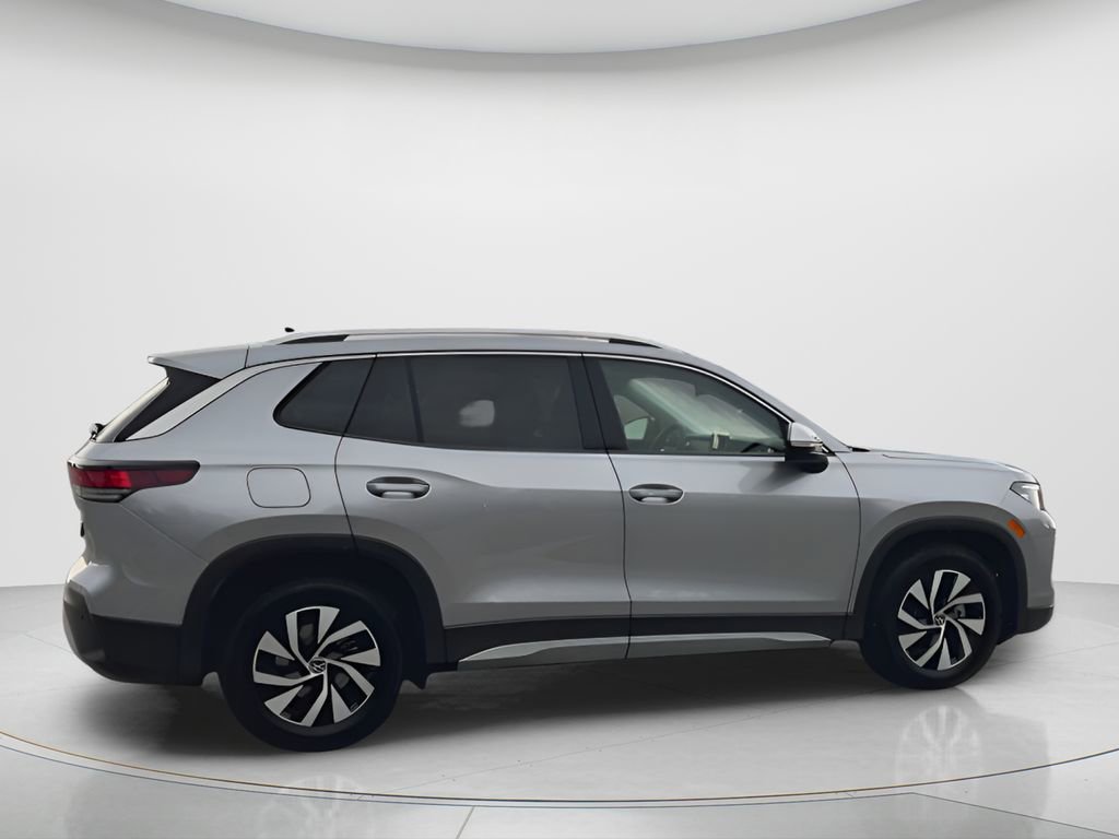 New 2026 Volkswagen Tiguan S image 9