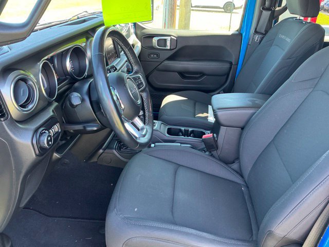 Used 2022 Jeep Gladiator Overland w/ Cold Weather Group AWD/4WD image 9