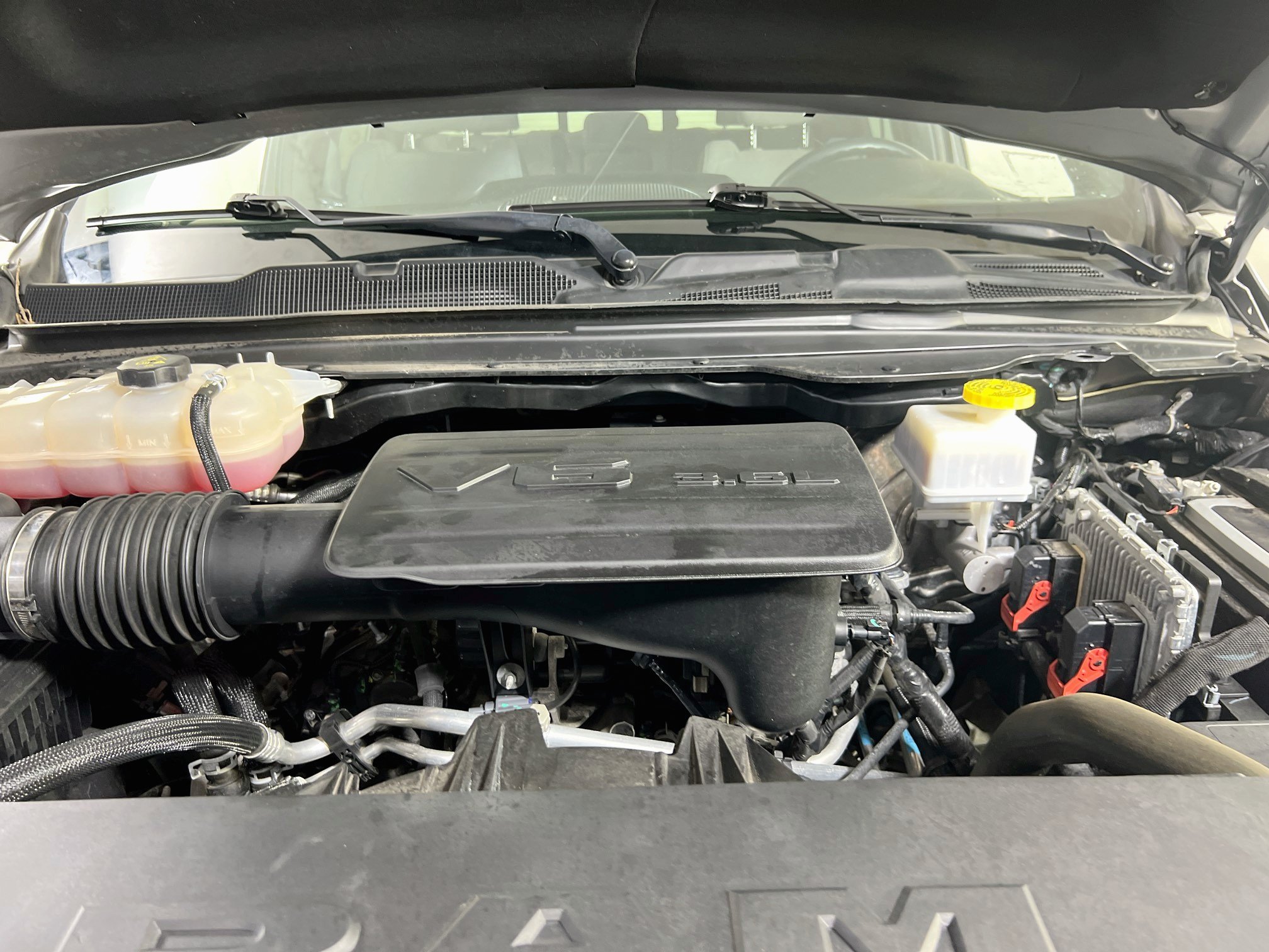 Used 2023 RAM 1500 Big Horn AWD/4WD image 28