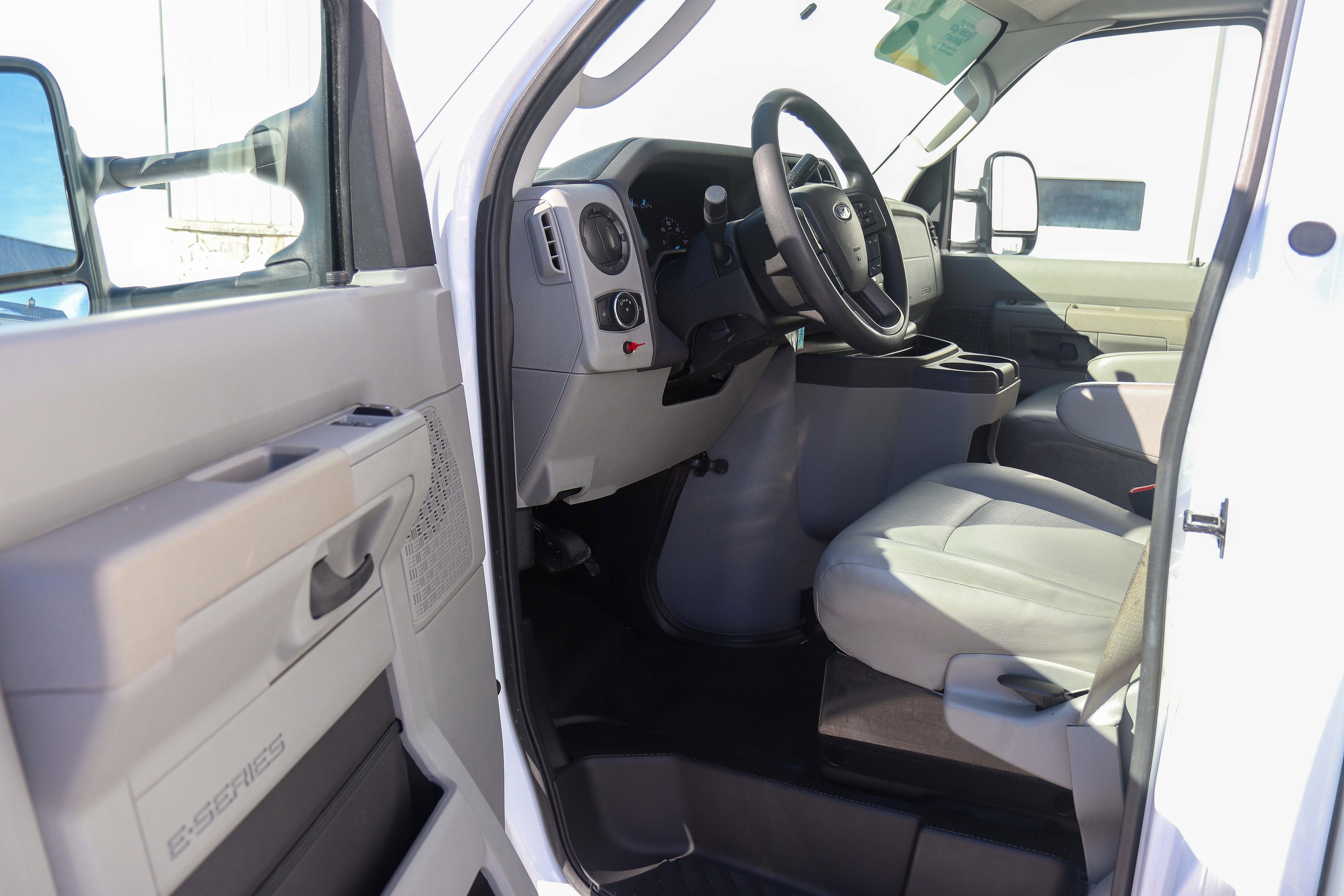 Used 2024 Ford E-350 and Econoline 350 Super Duty w/ Power Windows & Locks Group RWD image 12