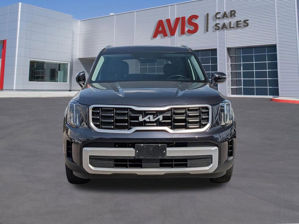 Used 2025 Kia Telluride S image 2