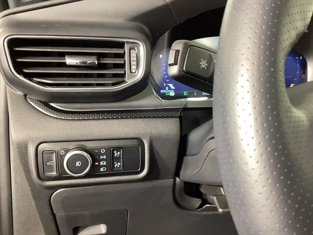 Used 2024 Ford Explorer ST image 26