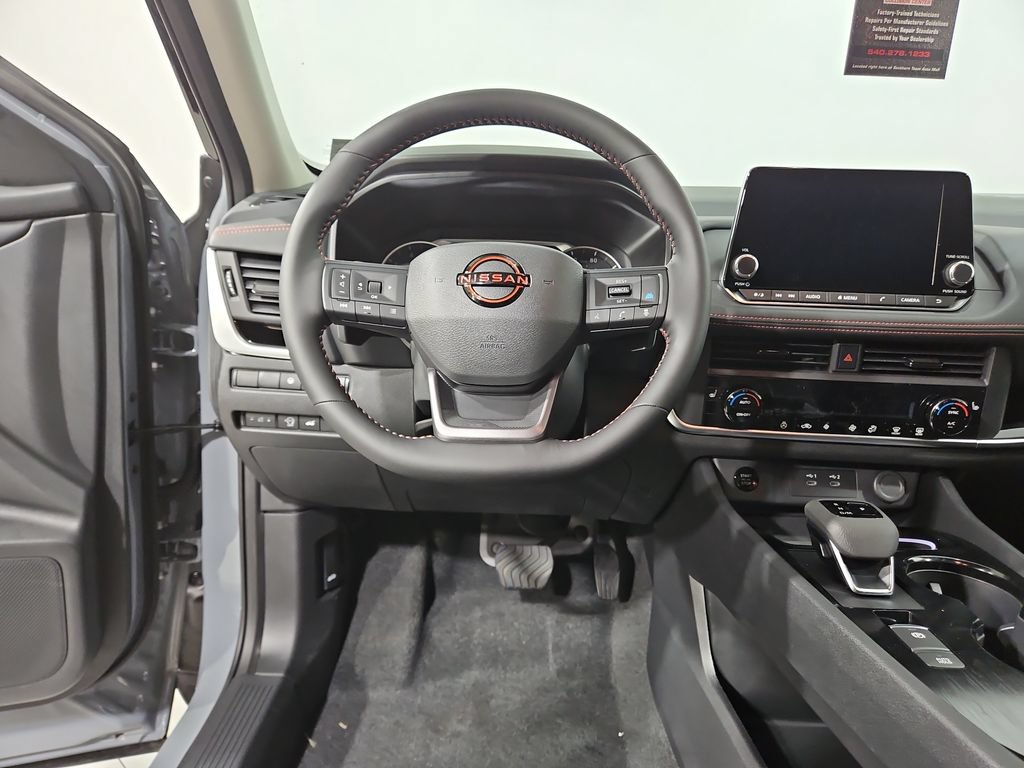 New 2026 Nissan Rogue SV AWD/4WD image 13