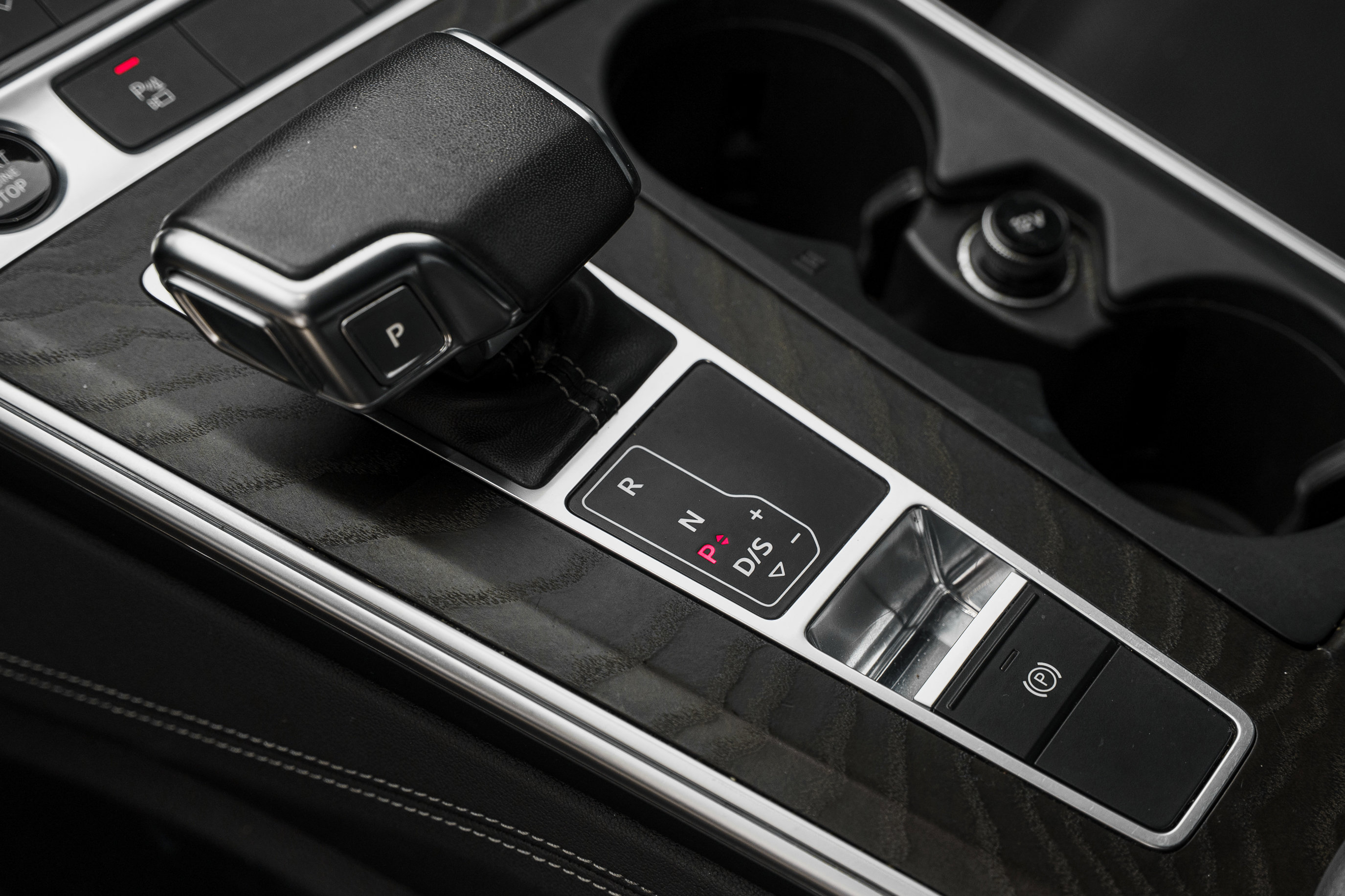 Used 2023 Audi A6 Premium Plus w/ Premium Plus Package image 11