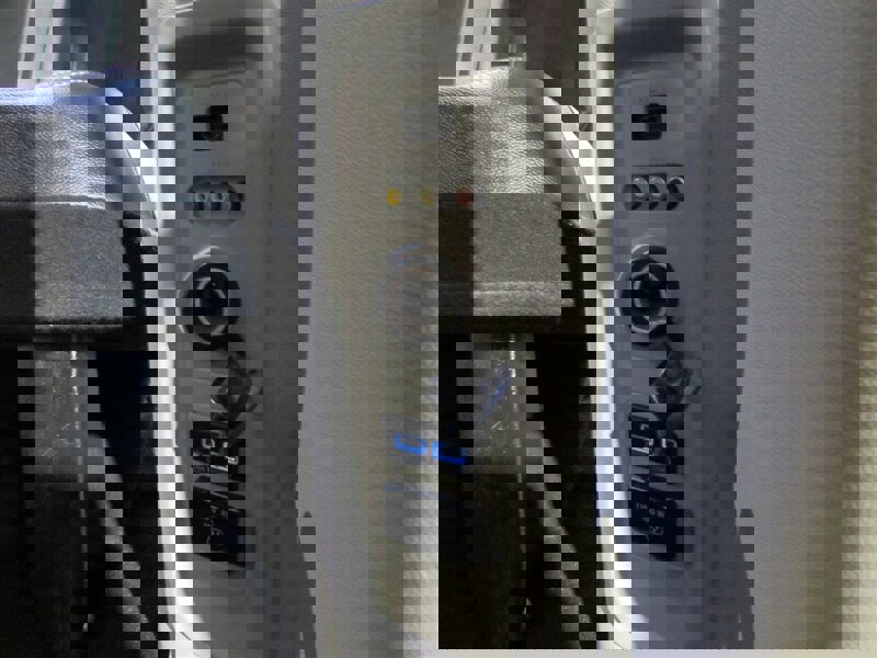 Used 2014 Chrysler Town & Country Touring image 96