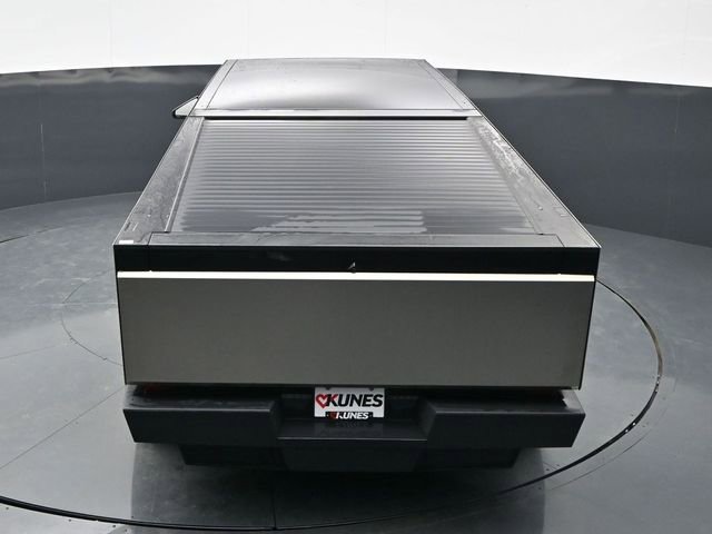 Used 2025 Tesla Cybertruck AWD Crew Cab image 17