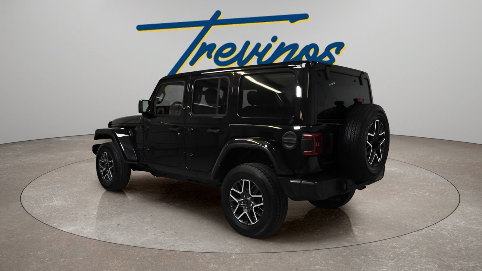 Used 2025 Jeep Wrangler Unlimited Sahara AWD/4WD image 9