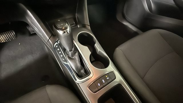 Used 2019 Chevrolet Cruze LT w/ Convenience Package FWD image 21