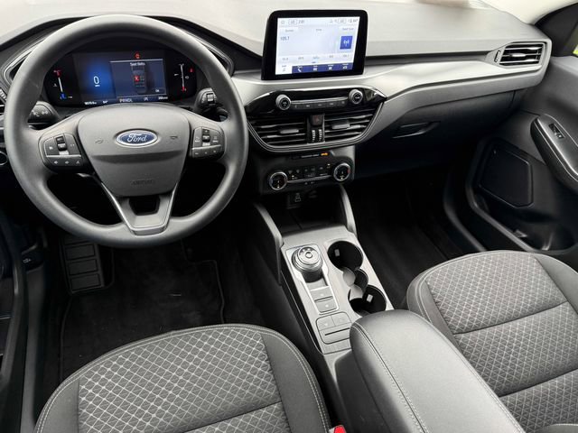Used 2025 Ford Escape Active FWD image 2