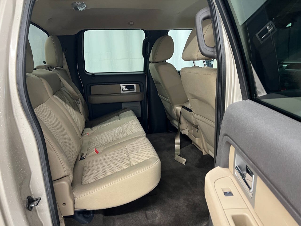 Used 2010 Ford F150 XLT AWD/4WD image 10