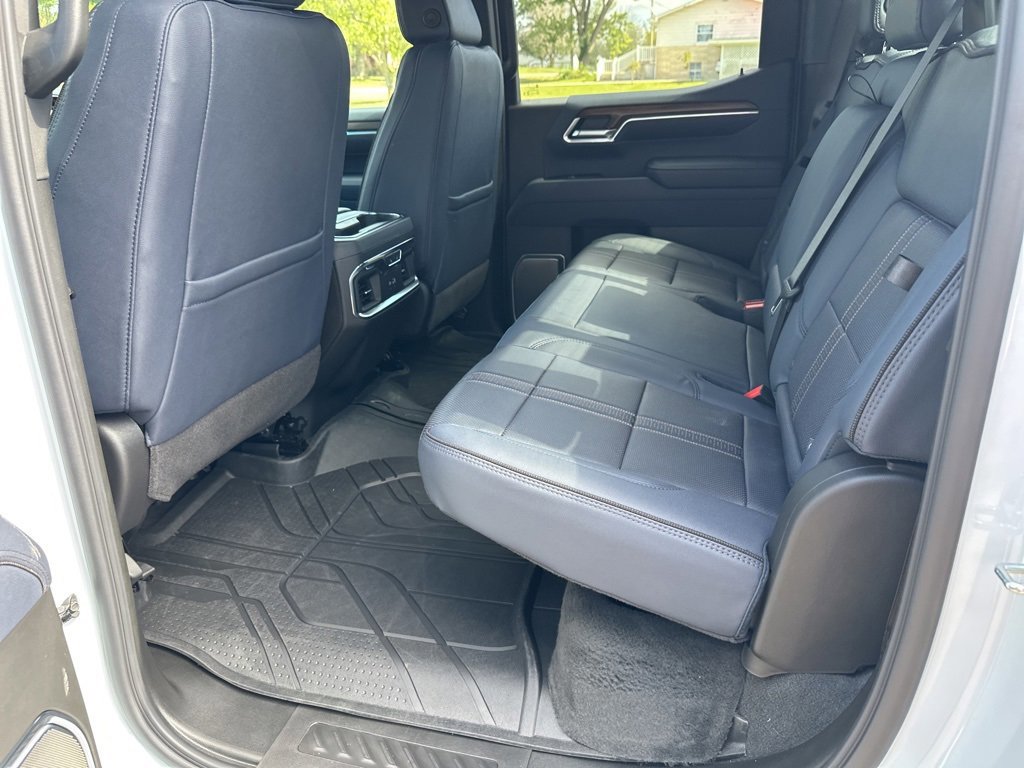 New 2026 Chevrolet Silverado 1500 High Country image 11