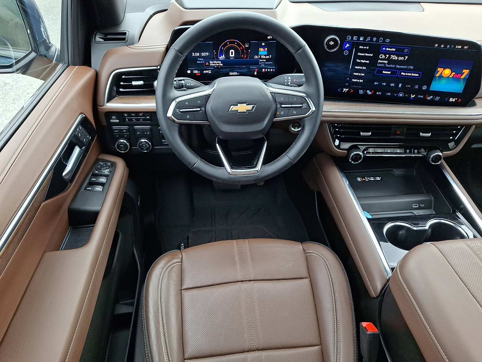 Used 2025 Chevrolet Suburban High Country image 13