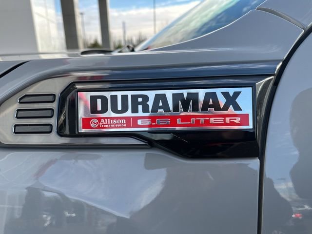 Used 2024 GMC Sierra 2500 AT4 w/ AT4 Premium Plus Package image 3