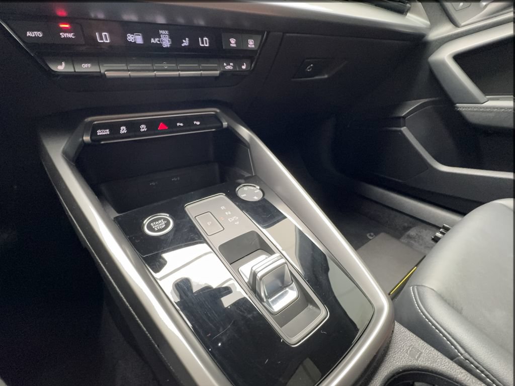 Used 2024 Audi A3 2.0T Premium AWD/4WD image 43