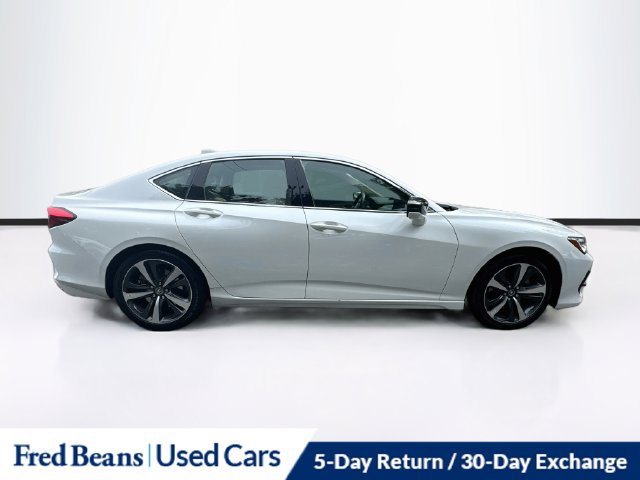 Used 2025 Acura TLX w/ Technology Package FWD image 11