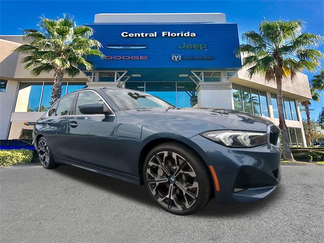 Used 2025 BMW 330i Sedan image 2