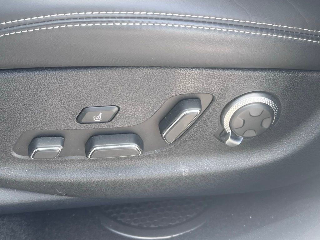 Used 2025 Genesis GV70 3.5T Sport w/ Sport Advanced Package image 23