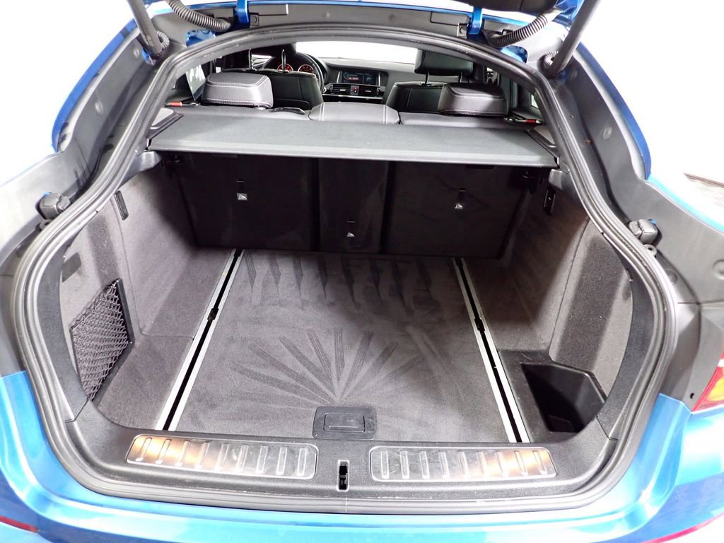 Used 2018 BMW X4 M40i image 18