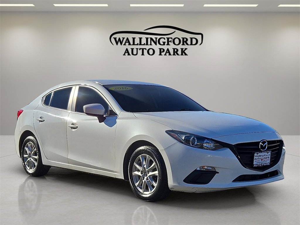 Used 2016 MAZDA MAZDA3 i Sport w/ Preferred Equipment Package image 3