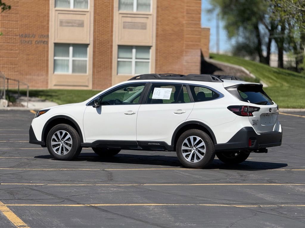 Used 2022 Subaru Outback AWD/4WD image 7