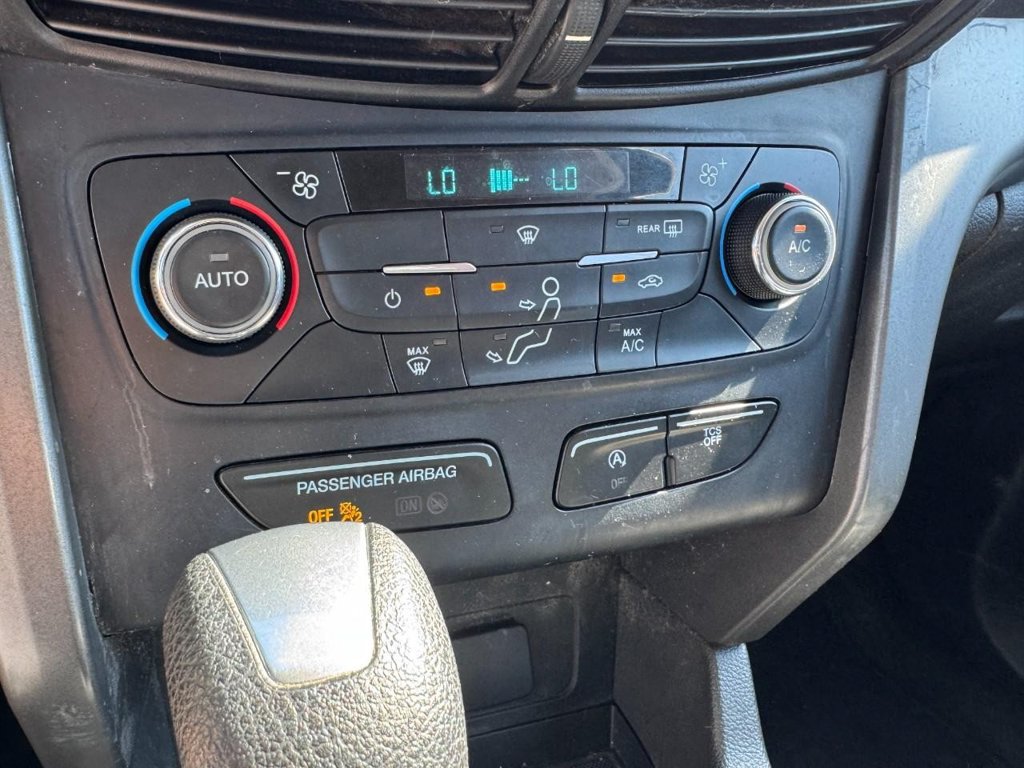 Used 2017 Ford Escape SE w/ Equipment Group 201A FWD image 18