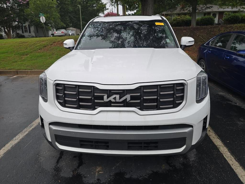 Certified 2023 Kia Telluride S w/ S Sunroof Package FWD image 2