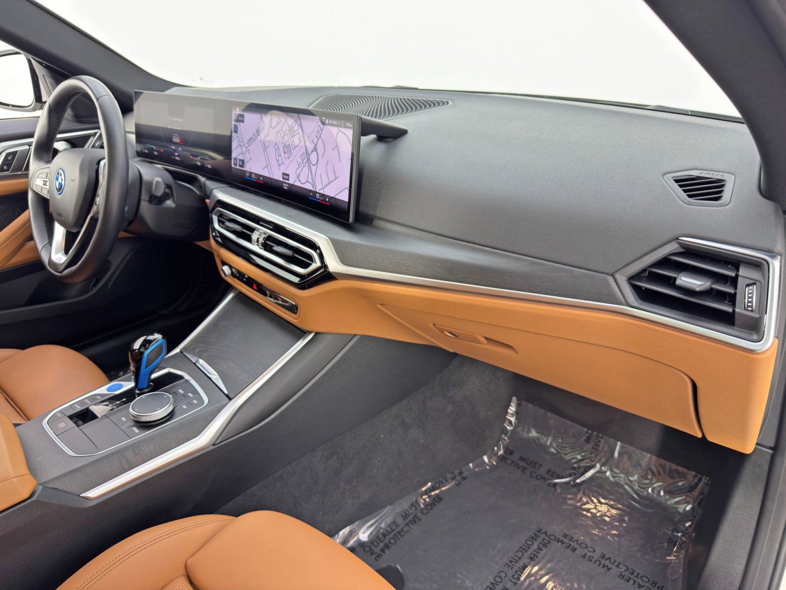 Used 2023 BMW i4 eDrive35 image 14