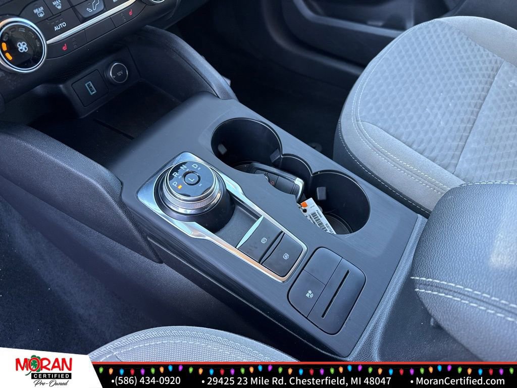 Used 2020 Ford Escape SE Sport image 17