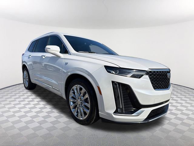 Used 2022 Cadillac XT6 Premium Luxury image 3