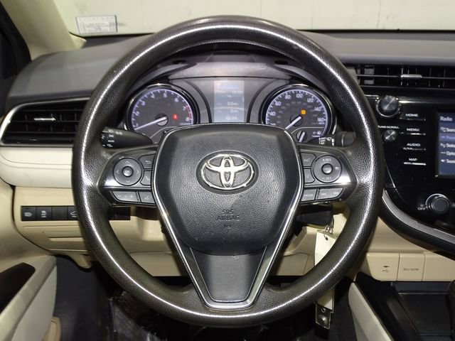 Used 2019 Toyota Camry LE image 22