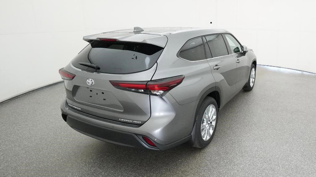 New 2025 Toyota Highlander Limited image 19
