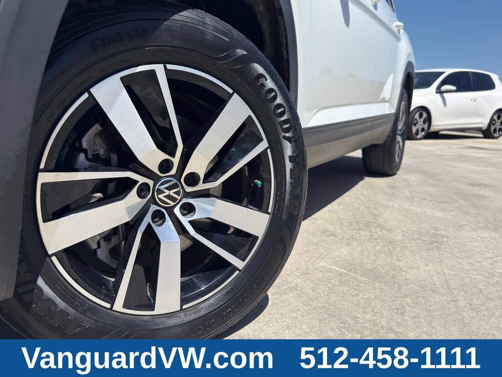 Used 2023 Volkswagen Atlas SE FWD image 4