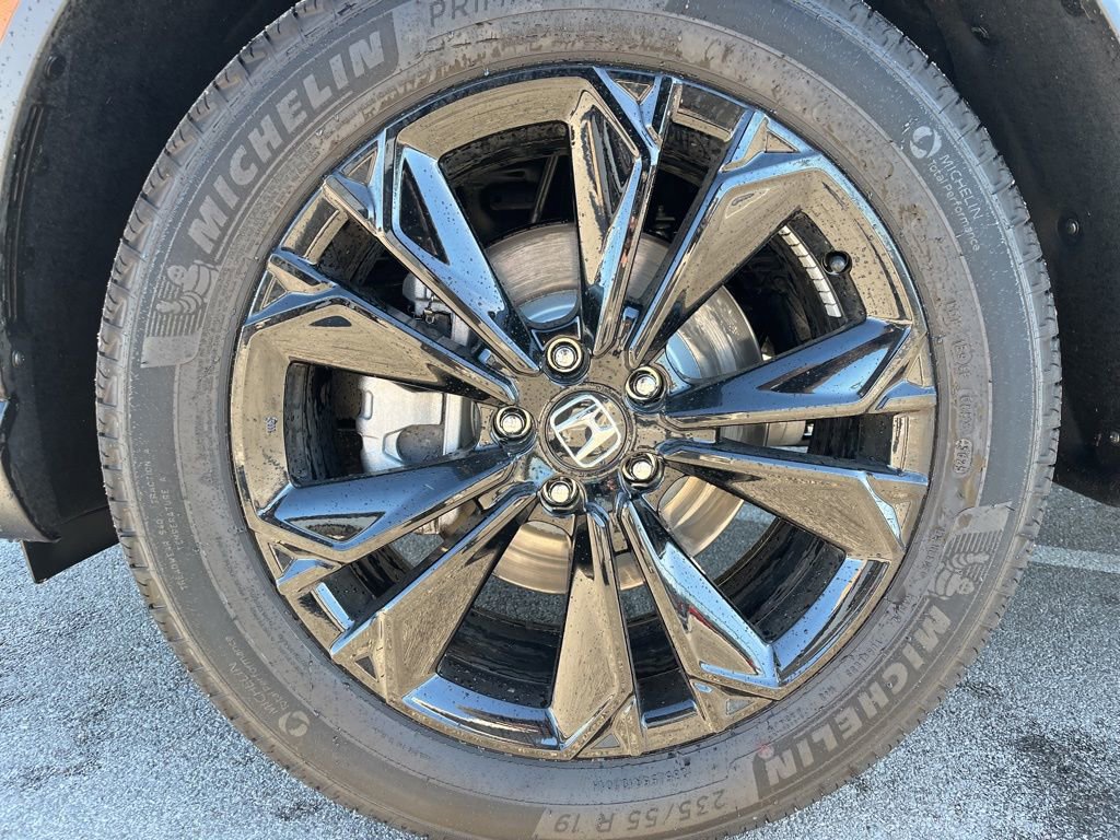 Used 2026 Honda CR-V Sport Touring image 14